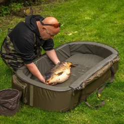 Avid Carp Réception - Pesée^Tapis De Réception Pro-Tect Deluxe Cradle